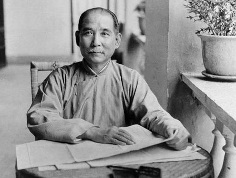 Am 12. November.Today Is Sun Yat-sens Geburtstag.